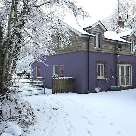 Stylish And Cosy Brecon Beacons Farmhouse Brynamman Exterior photo