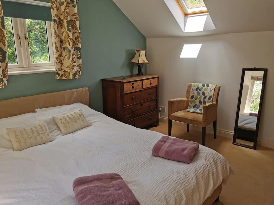 Stylish And Cosy Brecon Beacons Holiday home Brynamman