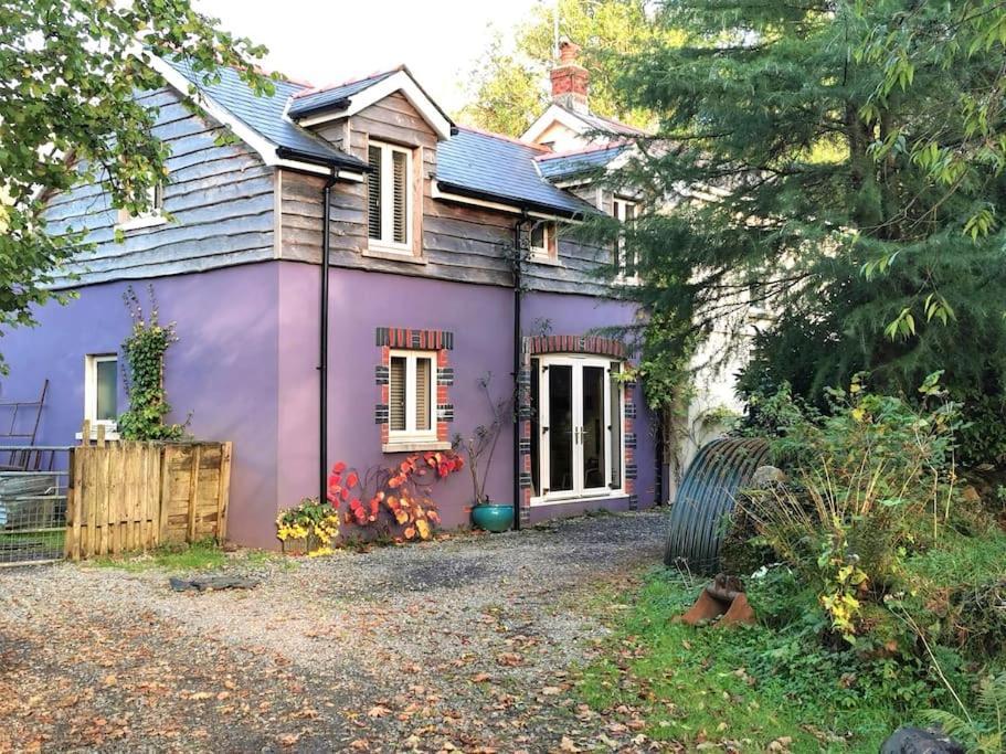 Stylish And Cosy Brecon Beacons Brynamman